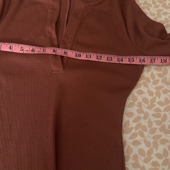 superdown Revolve Nickie Waffle Knit Long Sleeve Notched Neck Dress Dusty RoseXS - Picture 14 of 15